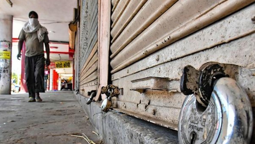 Closed shop in Pune lockdown