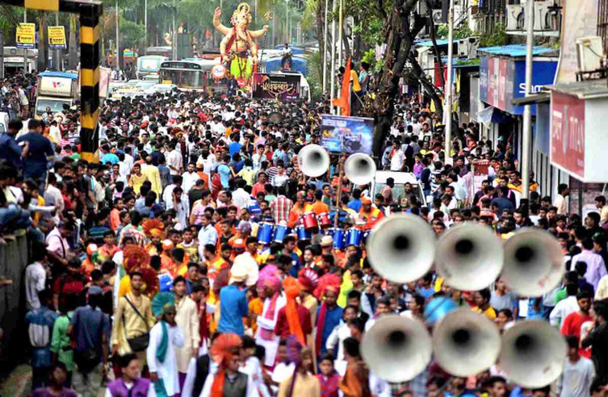 31BM HUGE GANESH IDOL