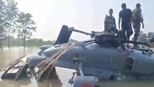 Air Force Helicopter Crashes During Flood Relief in Bihar Following Fatal Pune Accident.webp