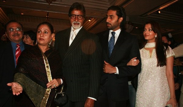 Bachchan family still6