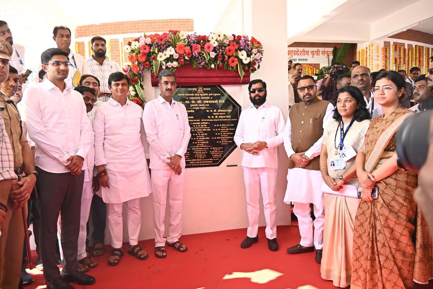 Eknath Shinde calls for quick solutions to Punes traffic problems while pushing for Purandar Airport growth