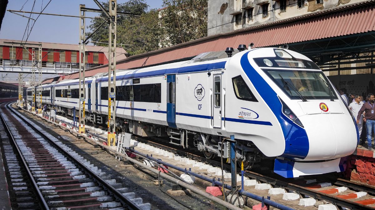 Indian Railways revises schedule for Pune Hubballi Vande Bharat Express. See details here