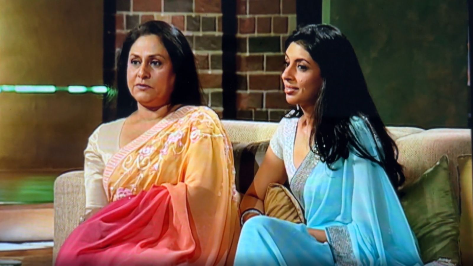 Shweta Bachchans Remarks on Aishwarya Rai In An Old Karan Johar Show Goes Viral